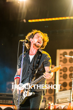 pearl jam at mia-8