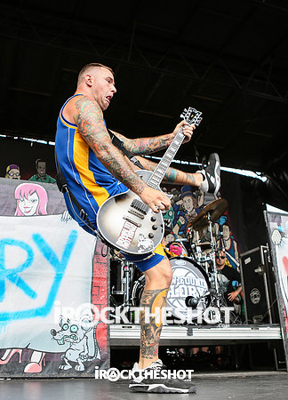 new found glory at warped tour-10