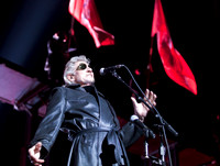 Roger Waters - The Wall - 11-3-2010-7