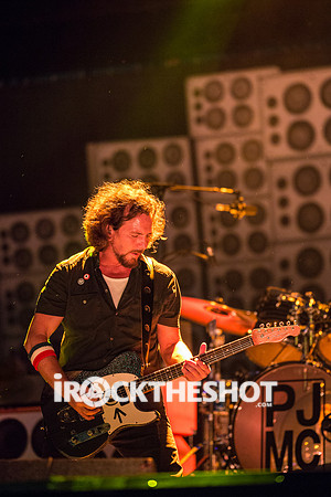 pearl jam at mia-6