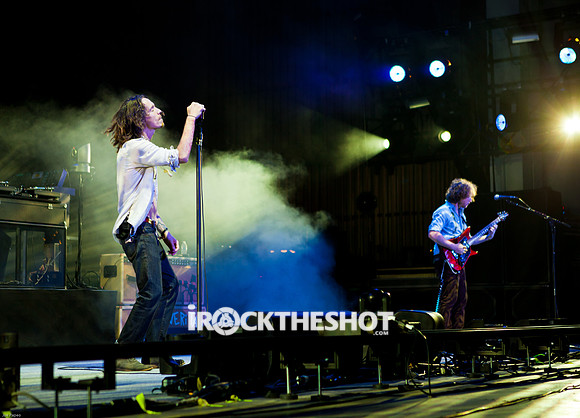 incubus at pnc-6478