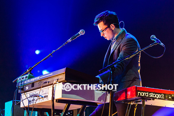 passion pit at madison square garden-13