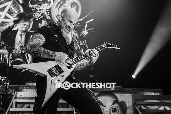 anthrax-at-the-wellmont-2023-joe-papeo-14