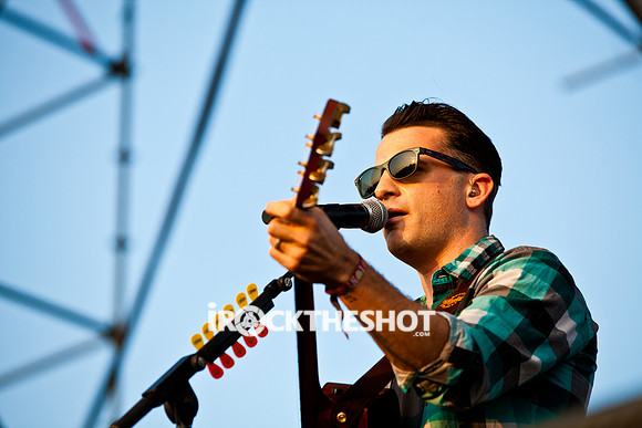O.A.R. at dave matthews caravan-5434