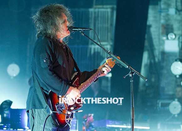 The Cure at The Beacon-13