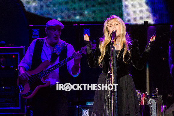 fleetwood-mac-at-madison-square-garden-43