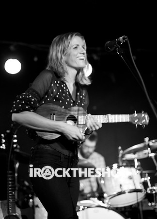 katie herzig at mercury lounge-27