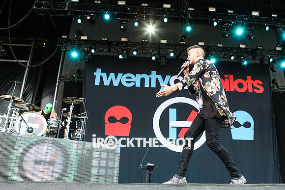 twentyone-pilots-at-firefly-festival-16