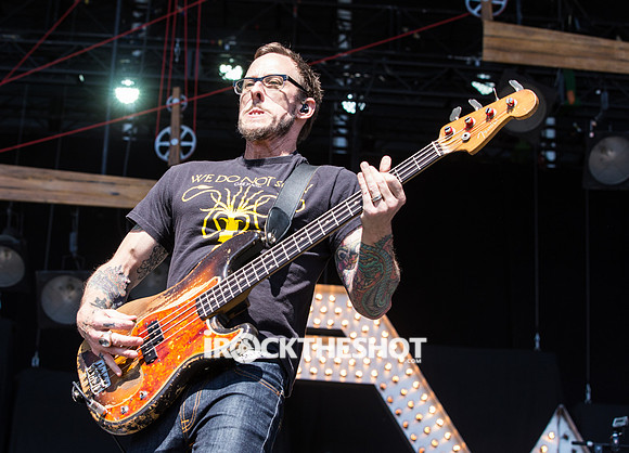 weezer-at-firefly-festival-3