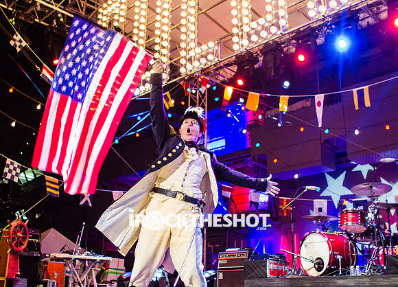 Stephest Colbchella at the Intrepid-3