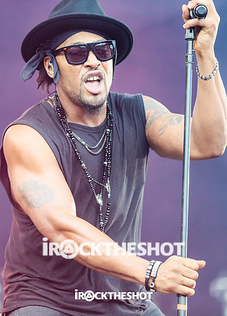 dangelo at mia festival-5