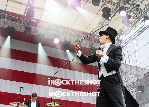 the hives at made in america festival-9