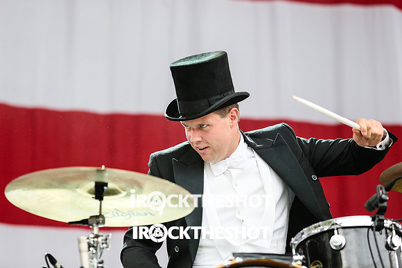 the hives at made in america festival-11