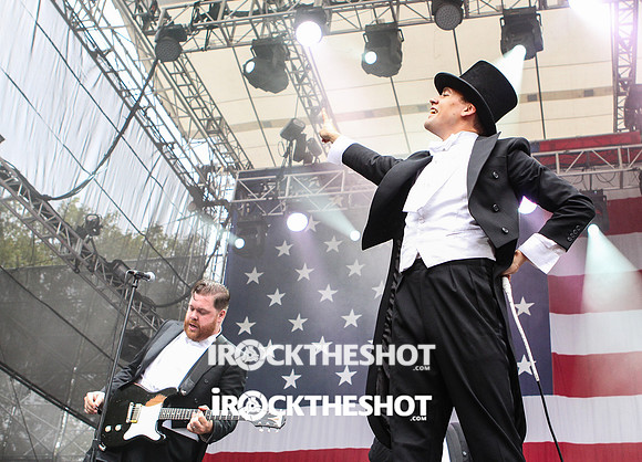 the hives at made in america festival-18