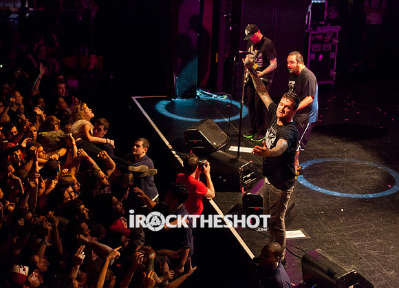 new found glory at best buy-23