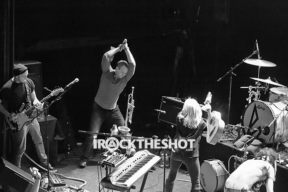 black taxi at bowery ballroom-1