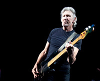 Roger Waters - The Wall - 11-3-2010-12