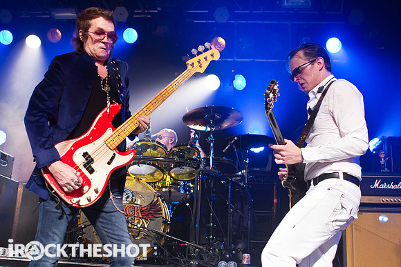 black_country_communion_at_starland_ballroom-8