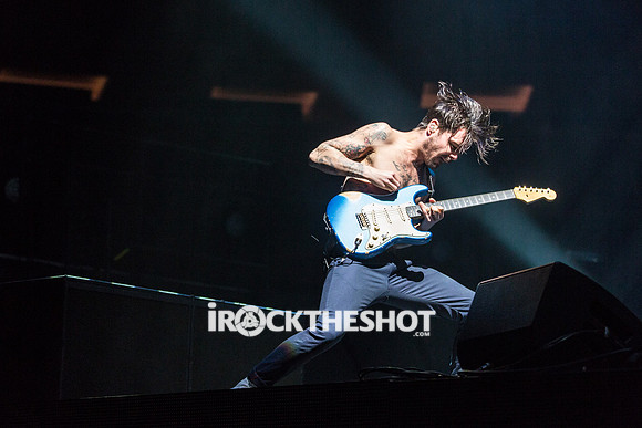 biffy-clyro-at-madison-square-garden-4