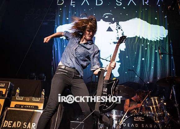 dead sara at terminal 5-19