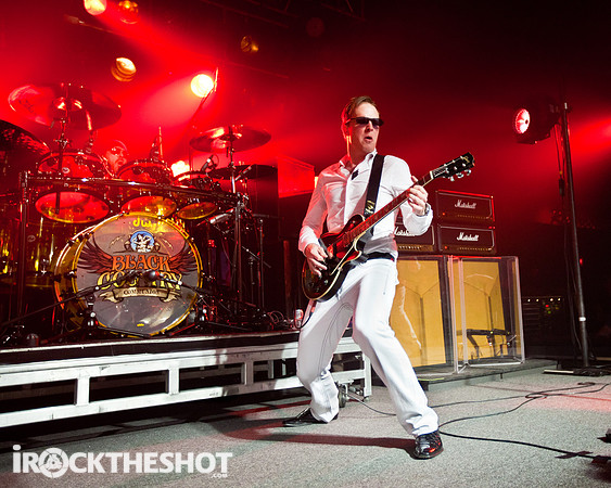 black_country_communion_at_starland_ballroom-19