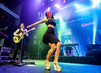 marina and the diamonds at terminal 5-9