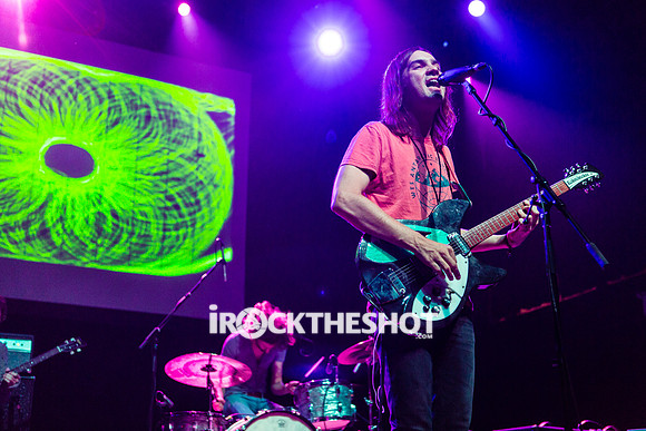 tame impala at terminal 5-7