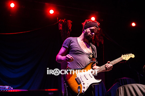 nico vega at roseland ballroom-15