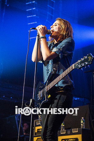 dead sara at terminal 5-16