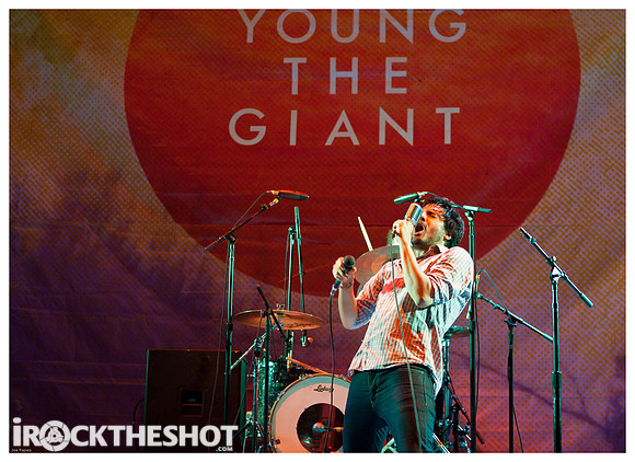 young the giant at pnc-5493