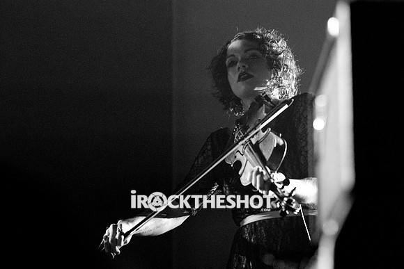 jack white at roseland-11