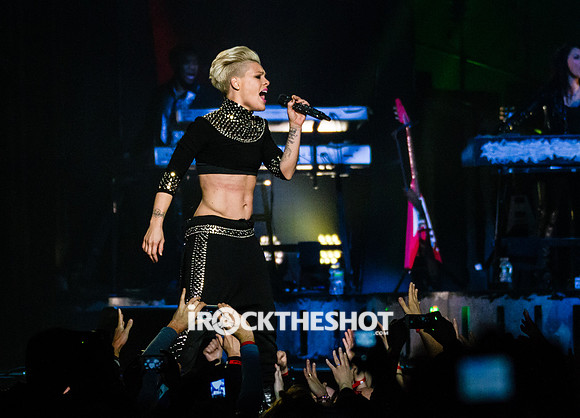 pink-at-madison-square-garden-39