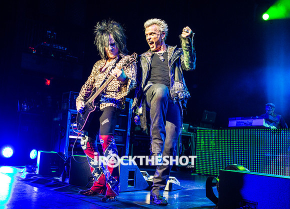 billy-idol-at-the-capitol-theatre-8