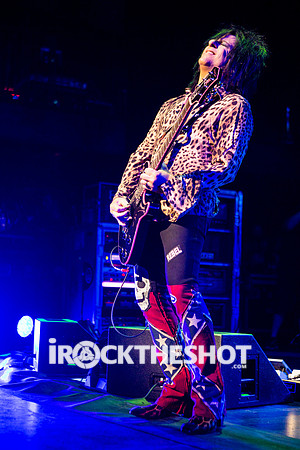 billy-idol-at-the-capitol-theatre-17