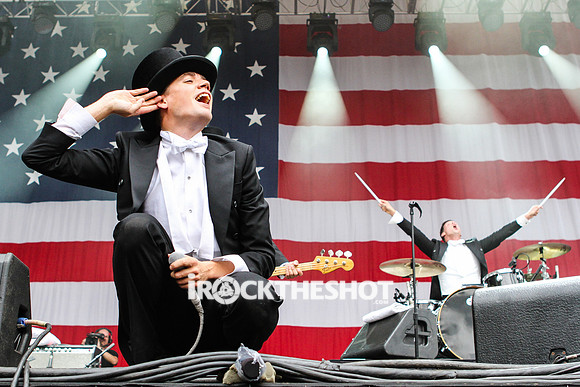 the-hives-at-made-in-america