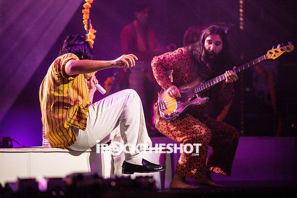 young-the-giant-beacon-theatre-10-21-2022-joe-papeo-50
