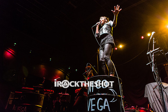 nico vega at roseland ballroom-21