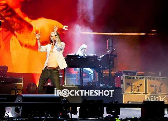 incubus at pnc-6405