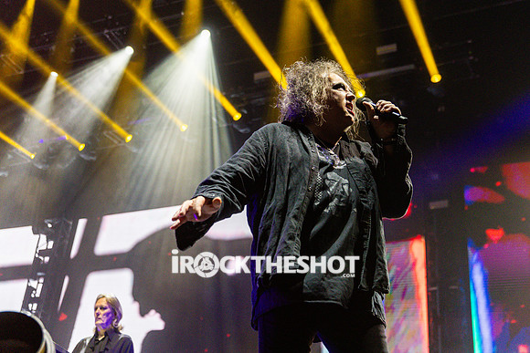 the-cure-at-madison-square-garden-6-19-2023-joe-papeo-10