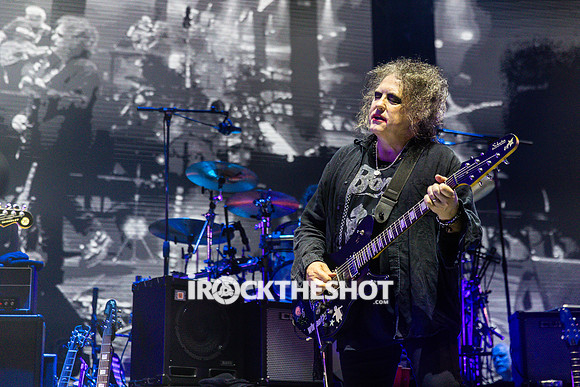 the-cure-at-madison-square-garden-6-19-2023-joe-papeo-23