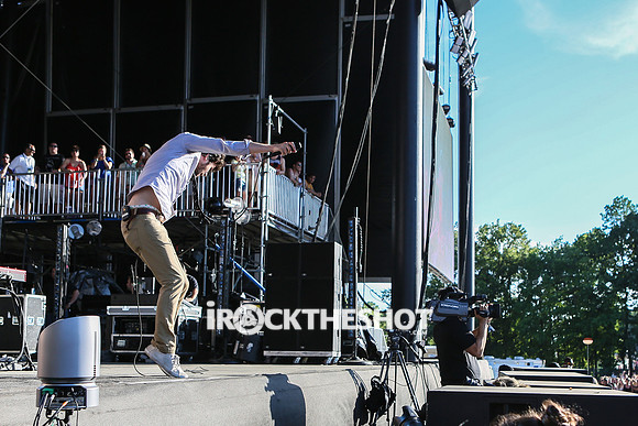 passion-pit-at-firefly-festival-13