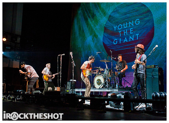 young the giant at pnc-5325