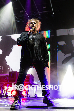 the-cure-at-madison-square-garden-6-19-2023-joe-papeo-13