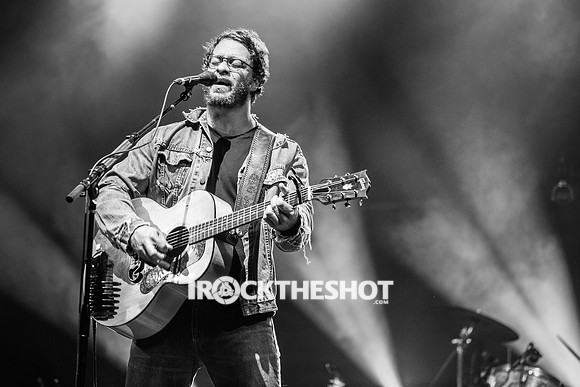 amos-lee-at-firefly-festival-15
