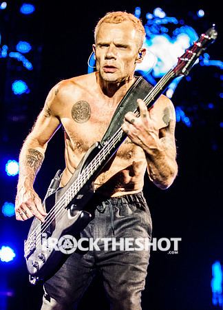 red-ht-chili-peppers-at-firefly-festival-15