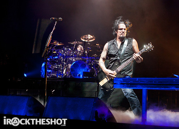 disturbed at mayhem (12 of 15)
