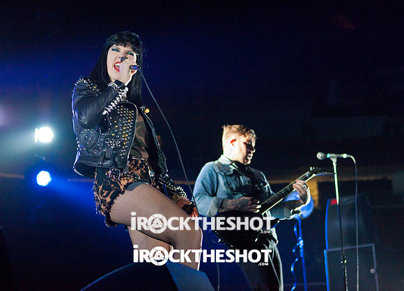 sleigh bells at prudential center-9
