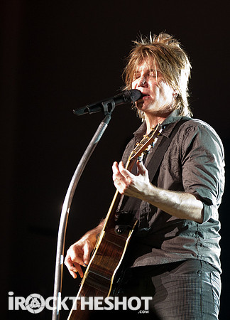 goo goo dolls at pnc arts center (5 of 19)