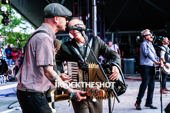 flogging-molly-at-firefly-festival-2016-papeo-18