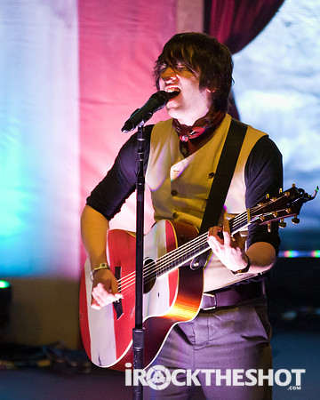 Plain White Ts-7